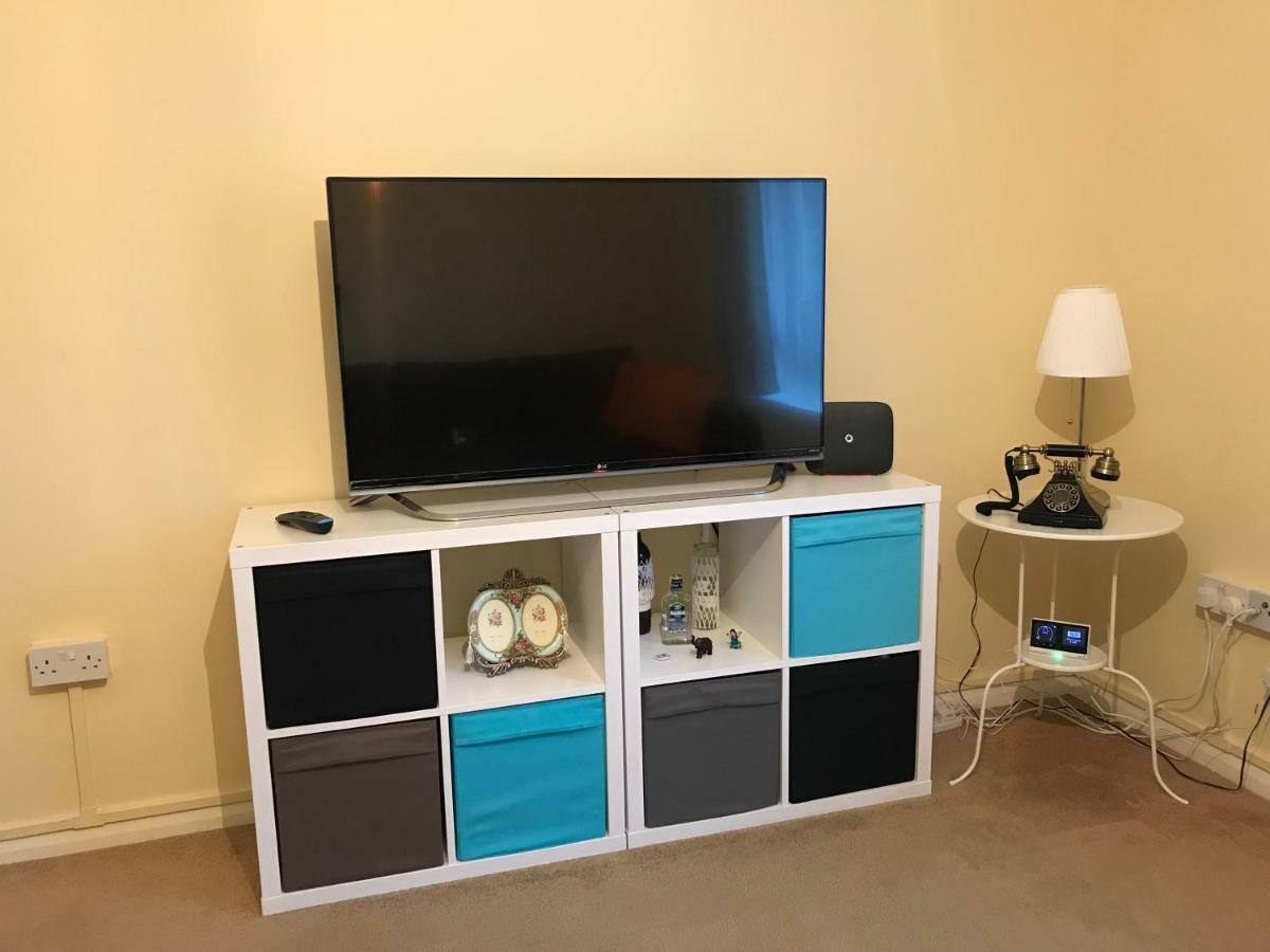 Cozy Apartment In Stratford From 18 Minutes To Central London Exteriör bild